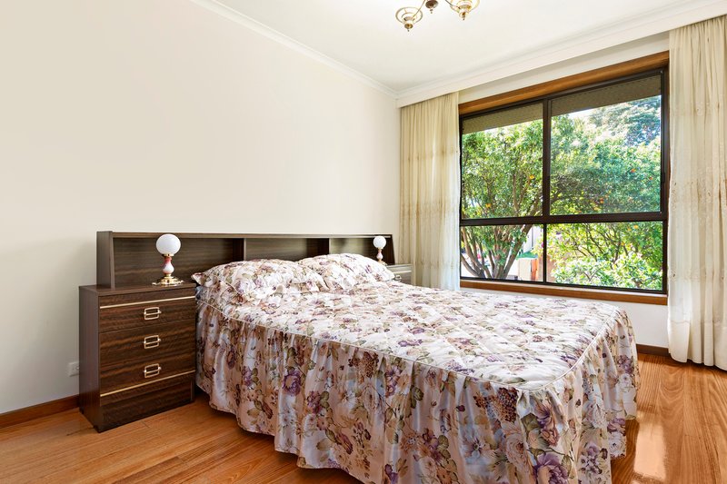 Photo - 39 Cooinda Crescent, Clarinda VIC 3169 - Image 8