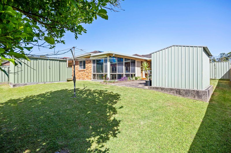 Photo - 39 Country Grove Drive, Cameron Park NSW 2285 - Image 6