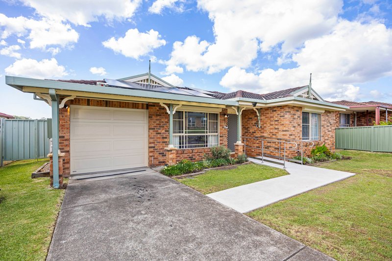 Photo - 39 Country Grove Drive, Cameron Park NSW 2285 - Image 14