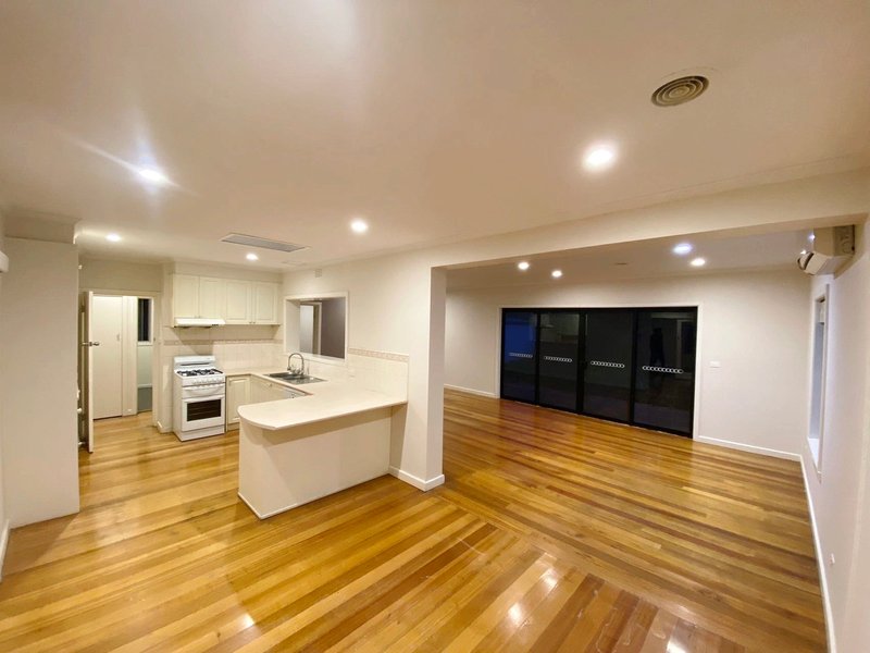 Photo - 39 Cresswell Crescent, Mitcham VIC 3132 - Image 1