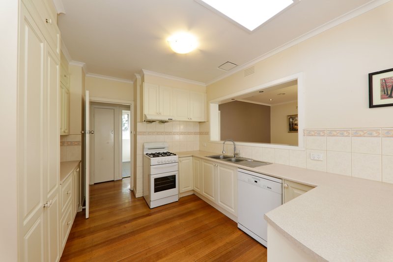 Photo - 39 Cresswell Crescent, Mitcham VIC 3132 - Image 5