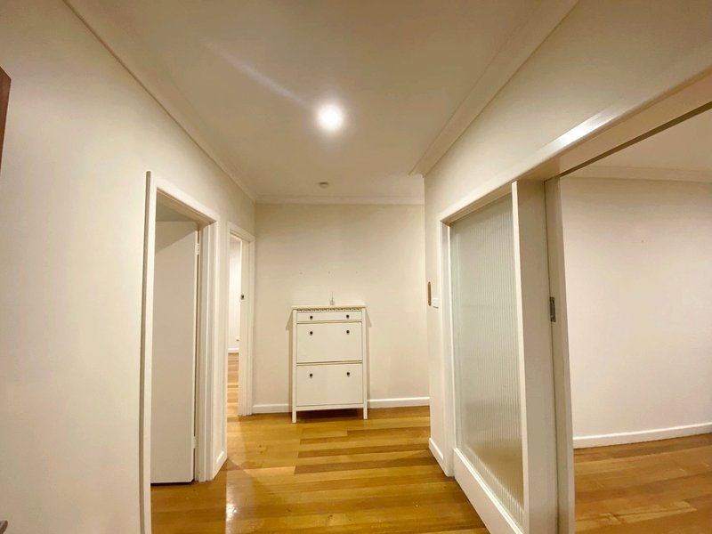 Photo - 39 Cresswell Crescent, Mitcham VIC 3132 - Image 8