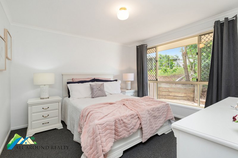 Photo - 39 Crestridge Crescent, Morayfield QLD 4506 - Image 3