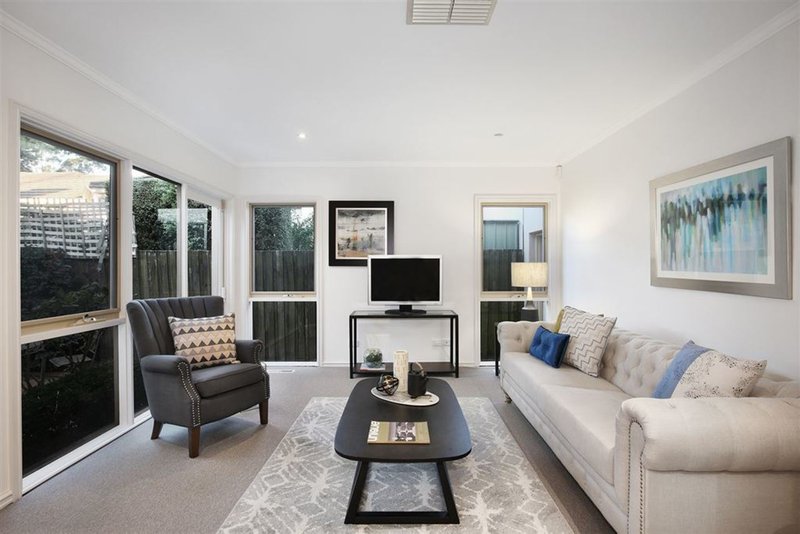 Photo - 3/9 Cromwell Street, Burwood VIC 3125 - Image 4