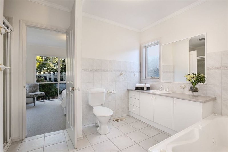 Photo - 3/9 Cromwell Street, Burwood VIC 3125 - Image 9