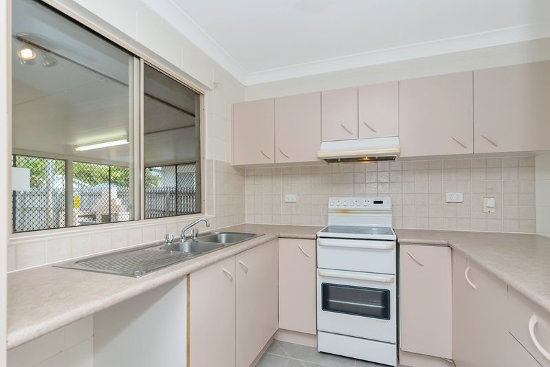 Photo - 39 Currawong Street, Condon QLD 4815 - Image 5