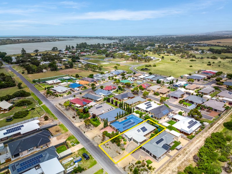 Photo - 39 Currency Creek Road, Goolwa North SA 5214 - Image 3