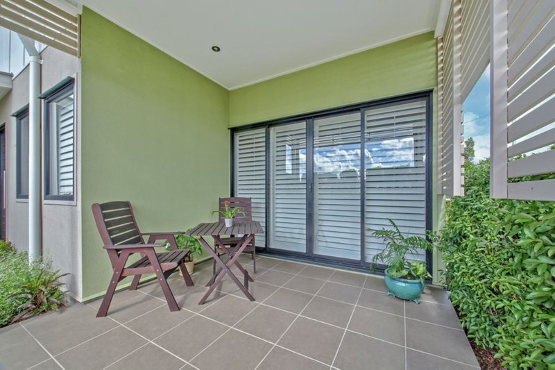Photo - 39 Curwen Terrace, Chermside QLD 4032 - Image 15