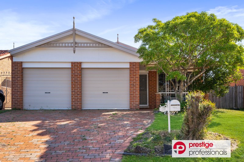 39 Daintree Drive, Wattle Grove NSW 2173