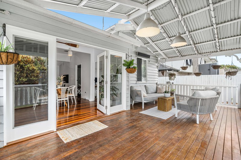 Photo - 39 Daisy Road, Manly West QLD 4179 - Image 5