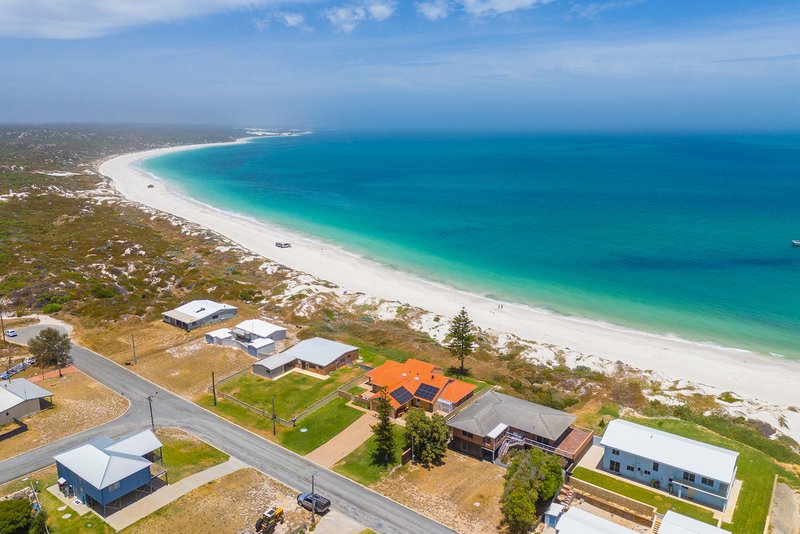 Photo - 39 De Burgh Street, Ledge Point WA 6043 - Image 14