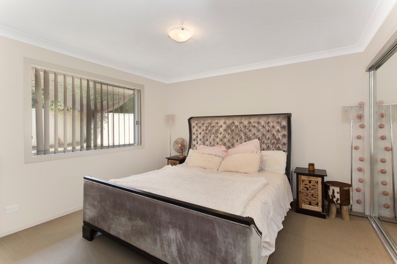 Photo - 39 De L'Isle Drive, Wyong NSW 2259 - Image 3