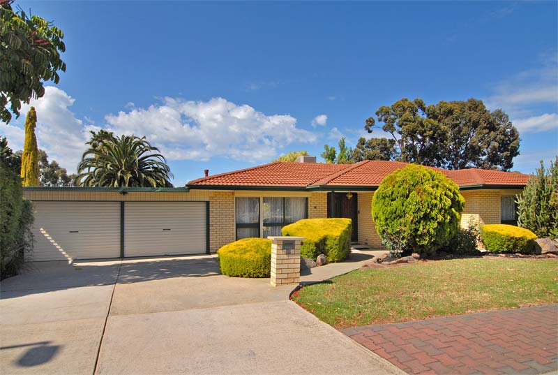 39 De Sassenay Crescent, Modbury Heights SA 5092