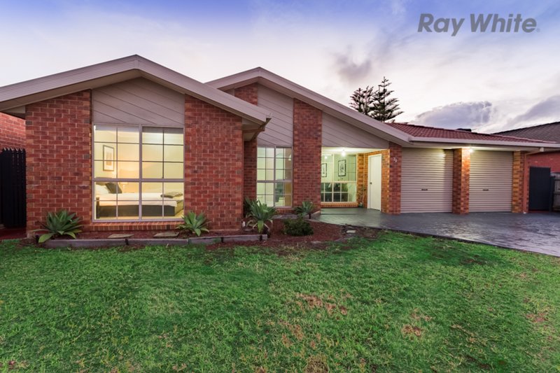 39 Delbridge Drive, Sydenham VIC 3037