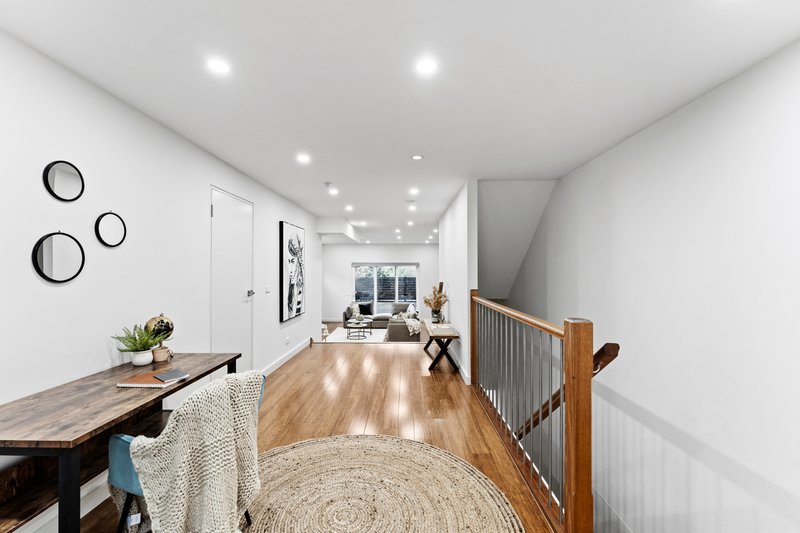 Photo - 39 Devereaux Street, Oak Park VIC 3046 - Image 3