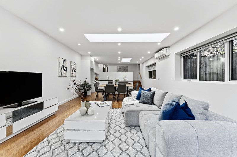 Photo - 39 Devereaux Street, Oak Park VIC 3046 - Image 6