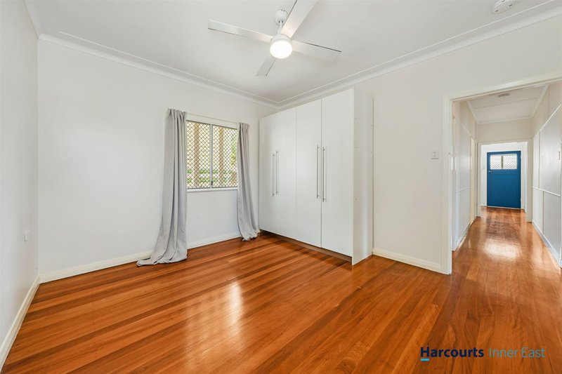 Photo - 39 Dorothea Street, Cannon Hill QLD 4170 - Image 3