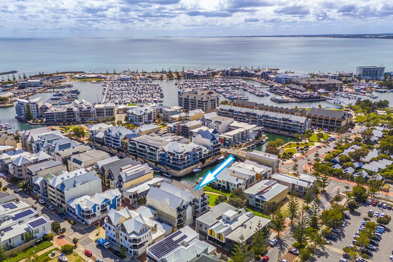 Photo - 3/9 Dorsodura Way, Mandurah WA 6210 - Image 26