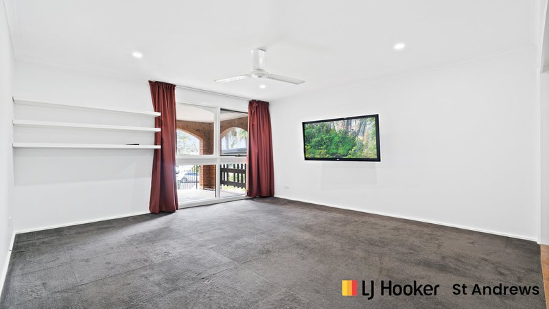 Photo - 39 Duncansby Crescent, St Andrews NSW 2566 - Image 6