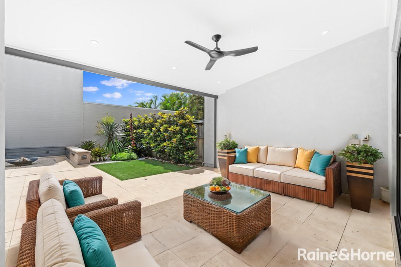 Photo - 39 Edgewood Crescent, Cabarita NSW 2137 - Image 8