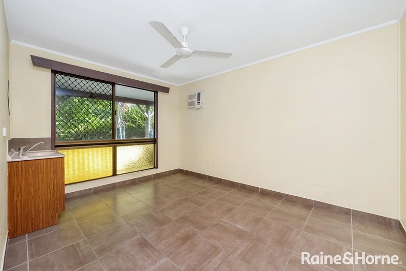 Photo - 39 Edison Street, Wulguru QLD 4811 - Image 6