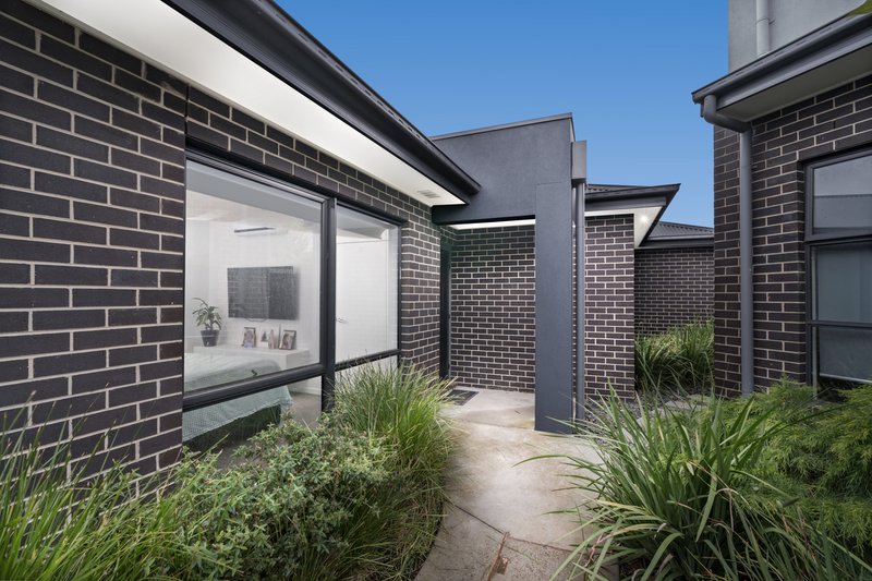 Photo - 3/9 Elmore Avenue, Croydon VIC 3136 - Image 12