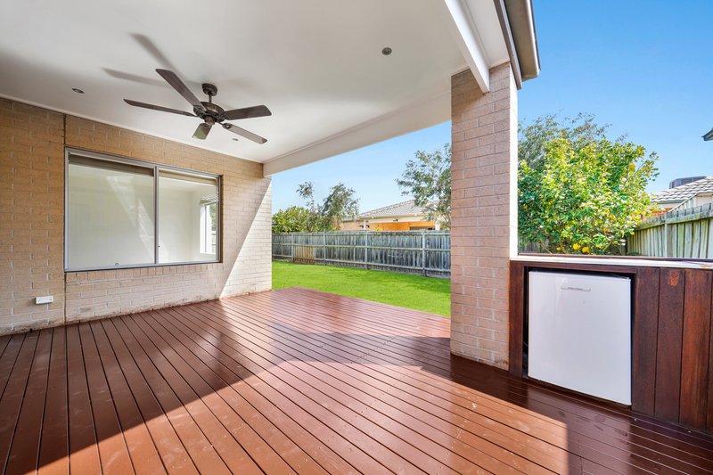 Photo - 39 Ethereal Way, Sandhurst VIC 3977 - Image 10