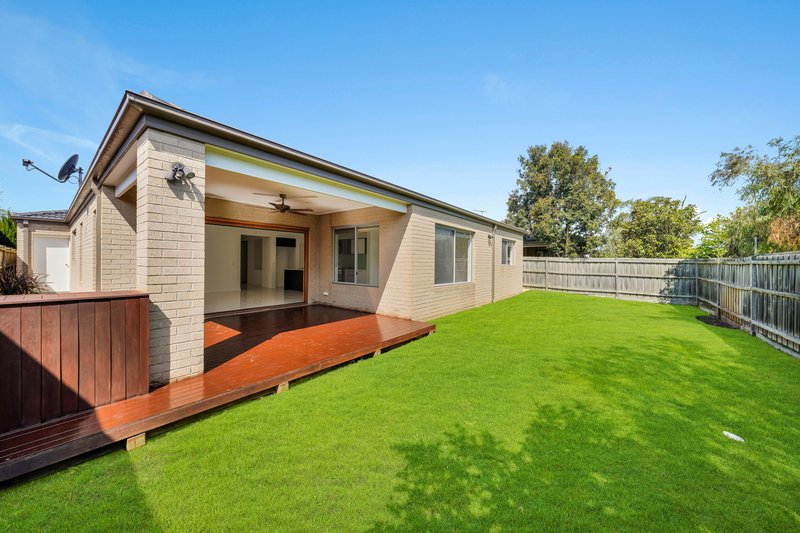 Photo - 39 Ethereal Way, Sandhurst VIC 3977 - Image 11