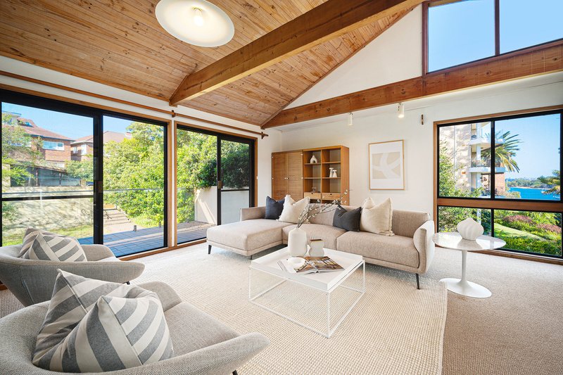 Photo - 39 Fairlight Crescent, Fairlight NSW 2094 - Image 1