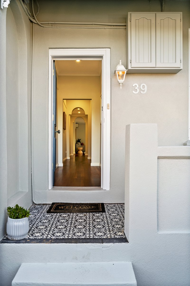 Photo - 39 Farr Street, Banksia NSW 2216 - Image 2