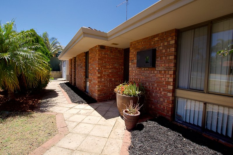 Photo - 39 Fenimore Avenue, Lake Coogee WA 6166 - Image 3