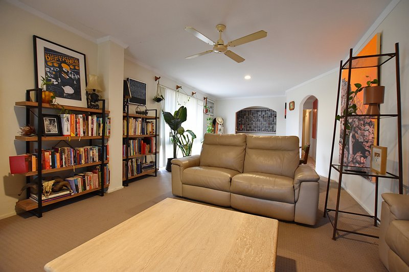 Photo - 39 Fenimore Avenue, Lake Coogee WA 6166 - Image 6