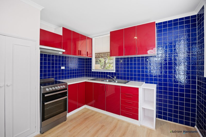 Photo - 39 Fifth Street, Eildon VIC 3713 - Image 9