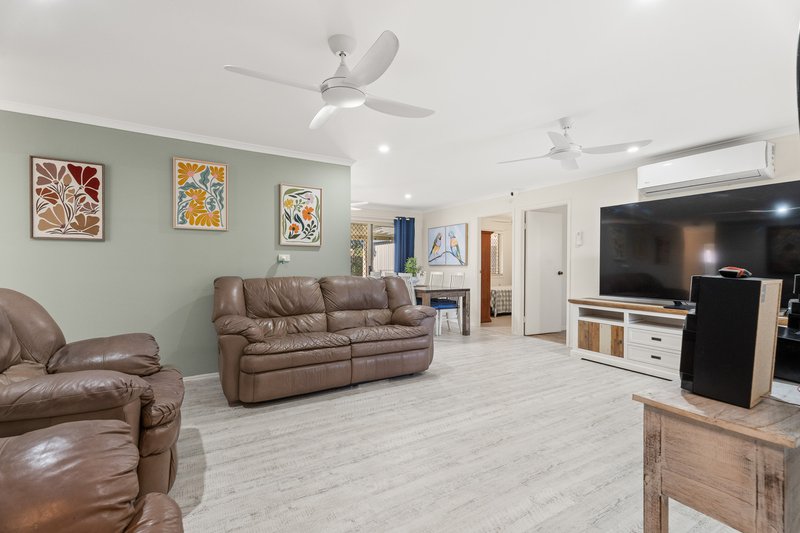 Photo - 39 Foreshore Drive, Urangan QLD 4655 - Image 7