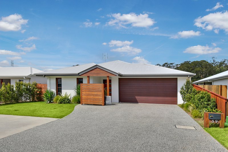 Photo - 39 Forest Pines Boulevard , Forest Glen QLD 4556 - Image 10