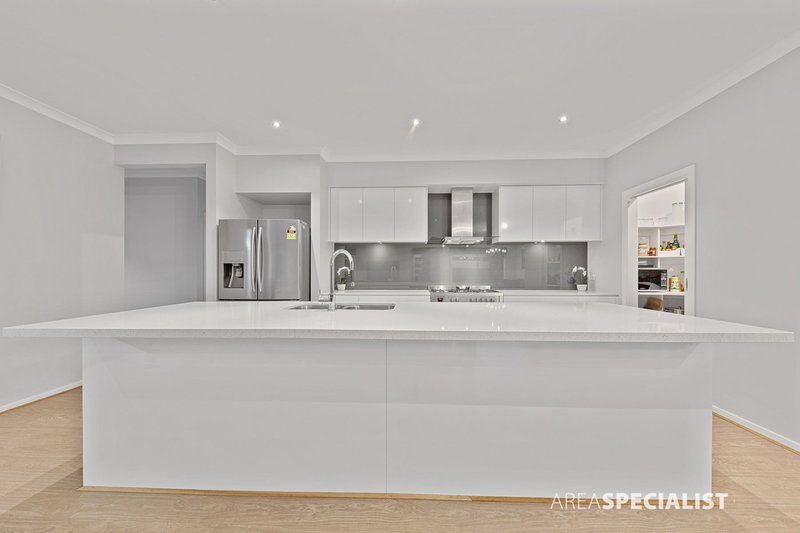 Photo - 39 Gallery Way, Pakenham VIC 3810 - Image 9