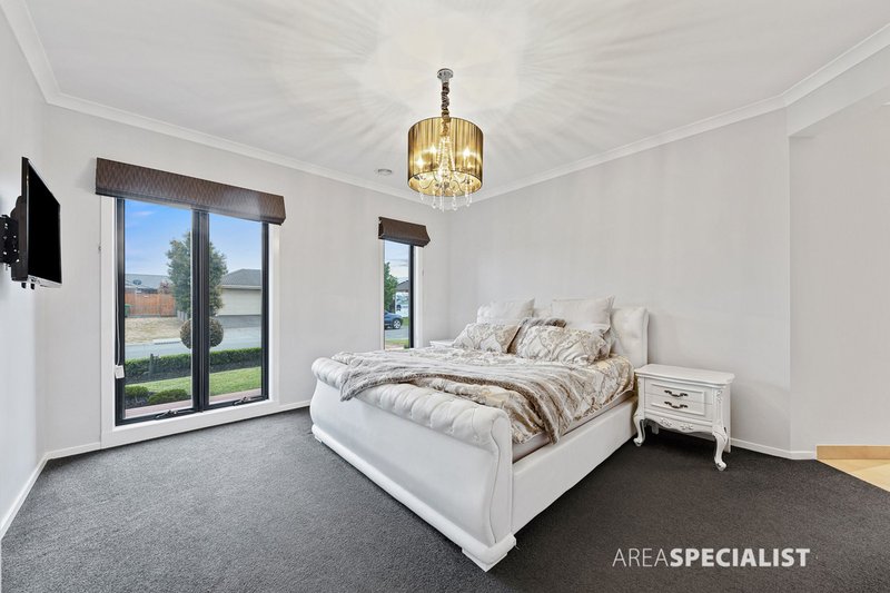 Photo - 39 Gallery Way, Pakenham VIC 3810 - Image 12