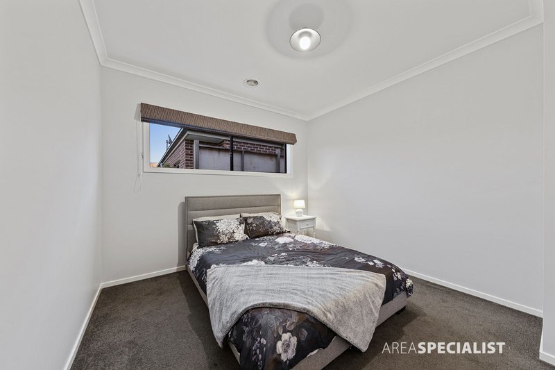 Photo - 39 Gallery Way, Pakenham VIC 3810 - Image 15