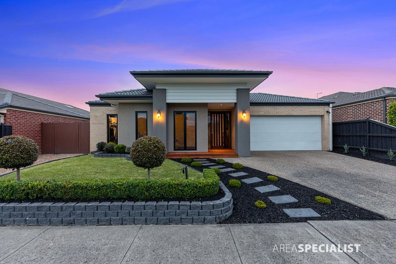 Photo - 39 Gallery Way, Pakenham VIC 3810 - Image 2