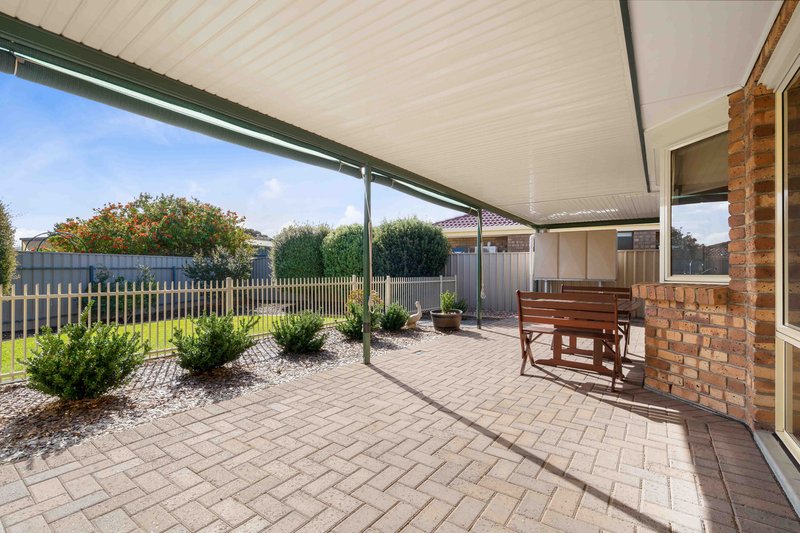 Photo - 39 Gardenia Crescent, Morphett Vale SA 5162 - Image 5