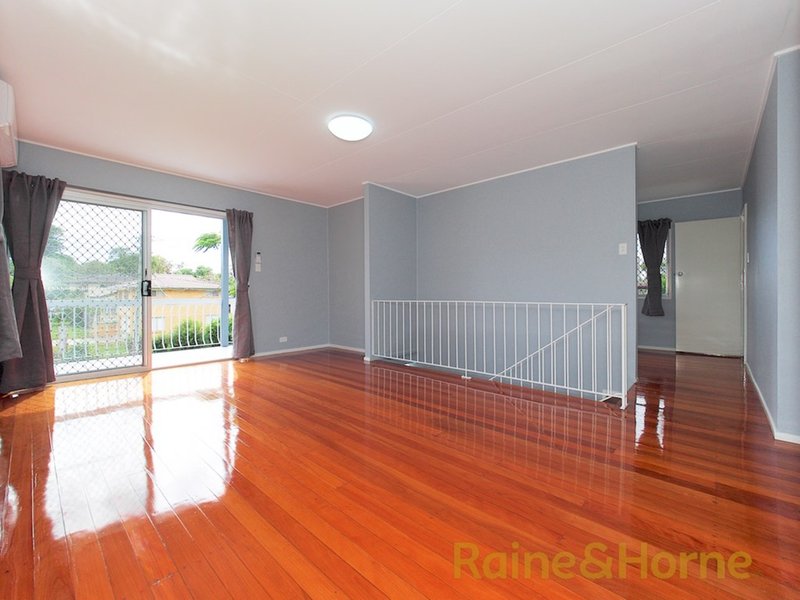 Photo - 39 Garie Street, Wishart QLD 4122 - Image 2