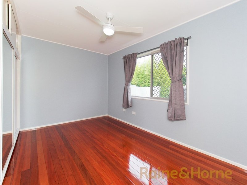 Photo - 39 Garie Street, Wishart QLD 4122 - Image 9