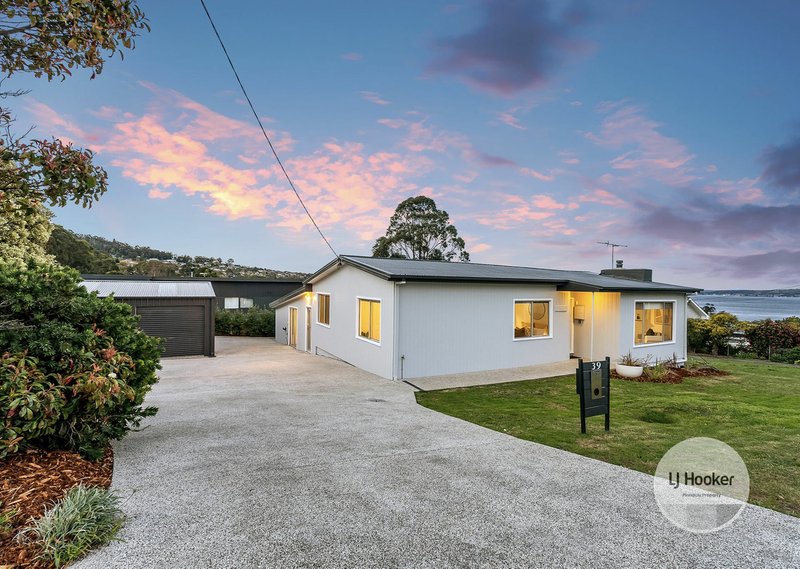 39 Garnett Street, Blackmans Bay TAS 7052