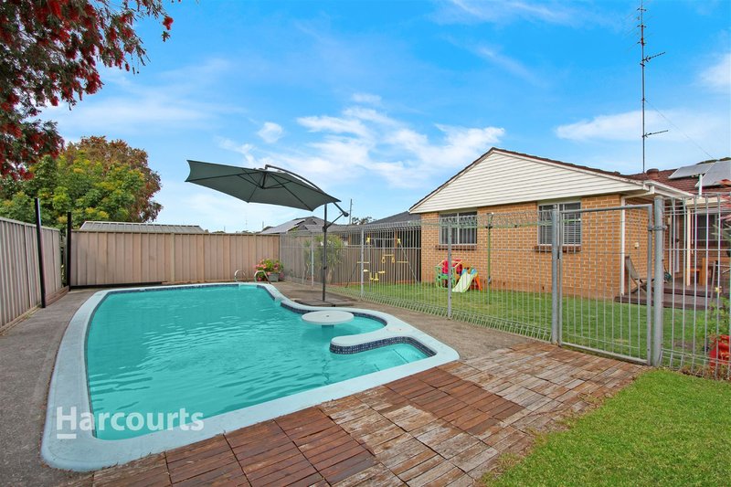 Photo - 39 Garrard Avenue, Mount Warrigal NSW 2528 - Image 8