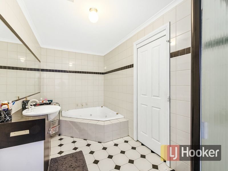 Photo - 39 George Chudleigh Drive, Hallam VIC 3803 - Image 7