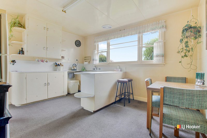 Photo - 39 George Street, Wynyard TAS 7325 - Image 4