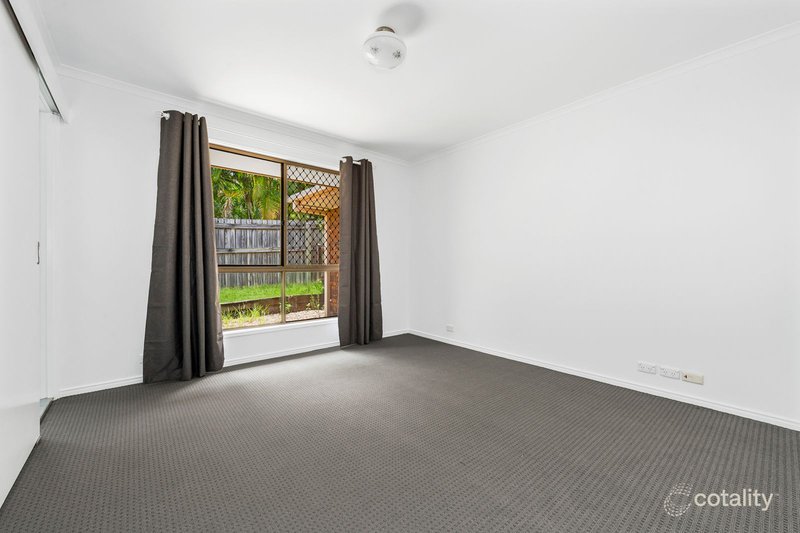 Photo - 39 Gilford Crescent, Albany Creek QLD 4035 - Image 6