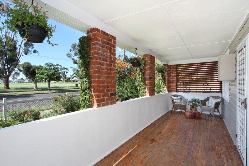 Photo - 39 Gipps Street, Tamworth NSW 2340 - Image 2