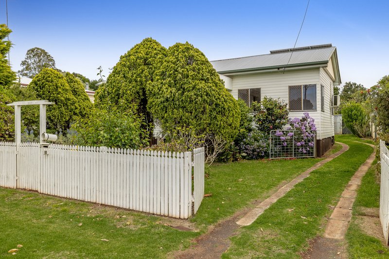 Photo - 39 Glenvale Road, Newtown QLD 4350 - Image 5