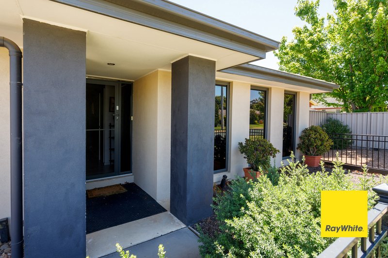 Photo - 39 Gowrie Street, Tatura VIC 3616 - Image 5